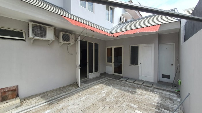 Rumah Disewakan Semi Furnished di Cluster Florencia Lippo Cikarang